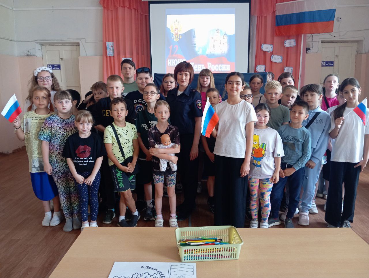 Безопасное лето: Инспектор ПДН провела профилактическую беседу в лагере «Радуга».